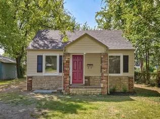 2540 W State St, Springfield, MO 65802