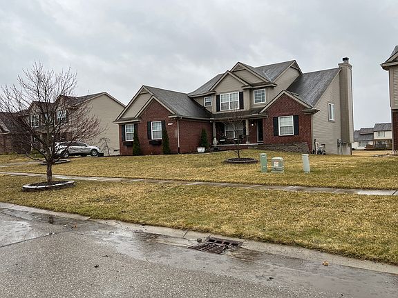 2nd image of 6172 Lismore Cir