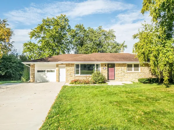W177N8635 Lynwood DRIVE, Menomonee Falls, WI 53051