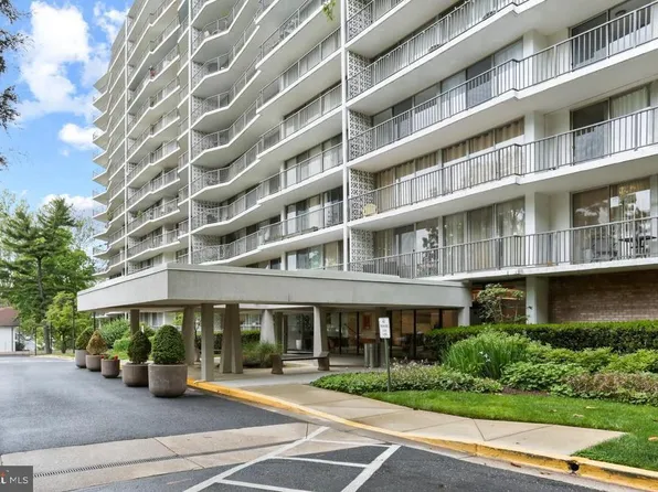 3333 University Blvd W APT 211, Kensington, MD 20895