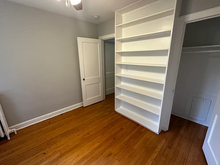 4414 Reservoir Rd NW — Photo 28