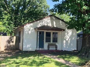 2116 Blaker Dr, Manhattan, KS 66502