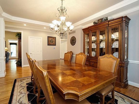 4th image of 10049 Indian Walk Dr