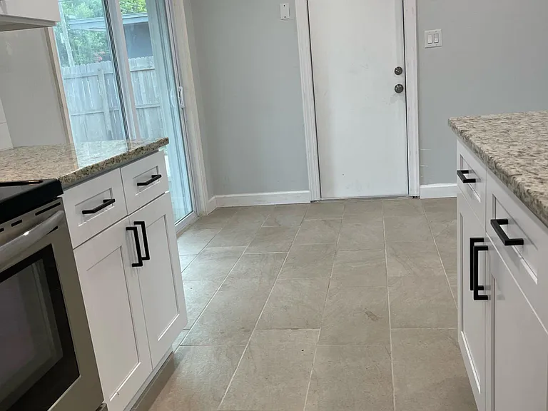 482 Oakwood Dr — Photo 20