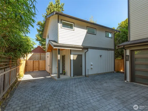 2838 NW 73rd Street, Seattle, WA 98117