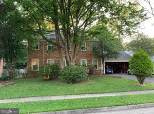 6402 Gregory Ct, Springfield, VA 22152