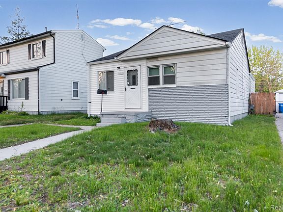 3rd image of 21034 Audrey Ave