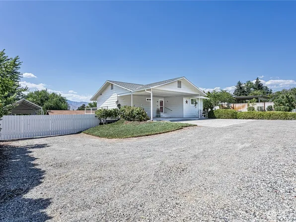 216 Ridgemont Drive, East Wenatchee, WA 98802