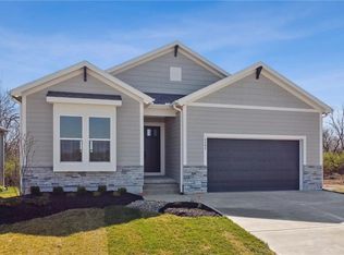 1141 SW Whitby Dr, Lees Summit, MO 64083