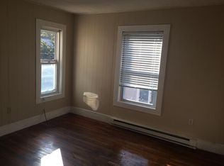 38 Gordon St APT 3, Framingham, MA 01702