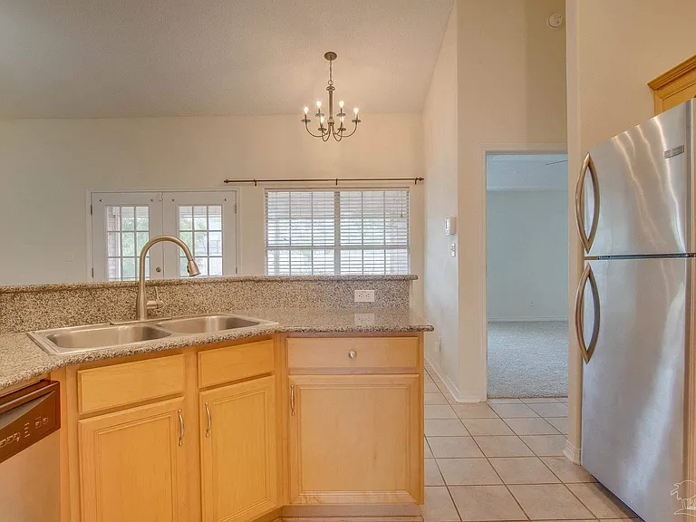 3012 Classic Dr — Photo 13