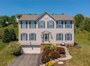 210 Pineview Dr, Canonsburg, PA 15317