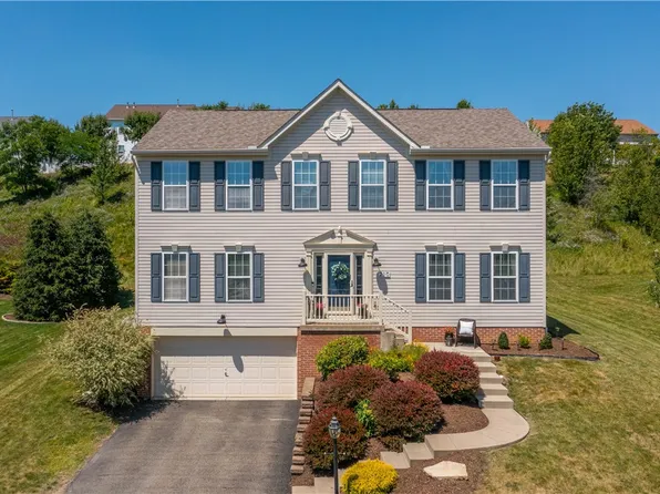 210 Pineview Dr, Canonsburg, PA 15317