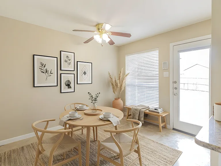 1070 Mellanie Ln — Photo 10