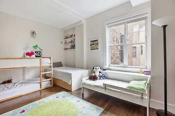 Rented by Compass | media 9
