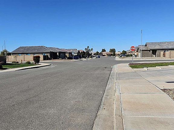 4th image of 4364 W 27th Ln