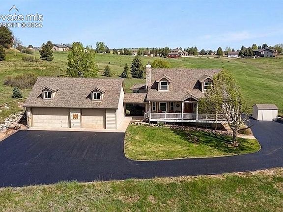 2nd image of 3948 Seminole Pl