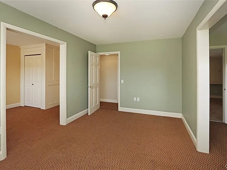2890 W Lake Rd — Photo 41