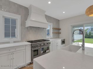 305 10th Ave, Belmar, NJ 07719