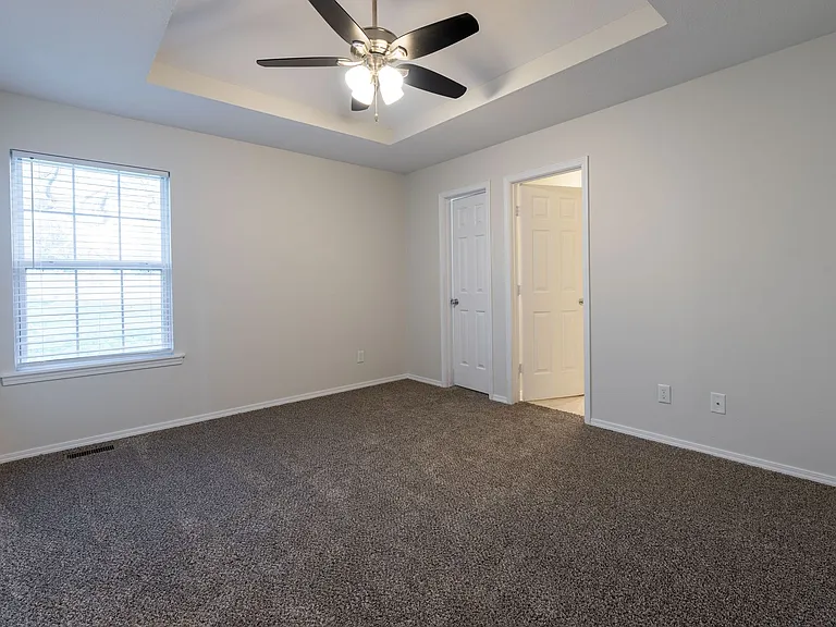 1156 S Grant Ave — Photo 12