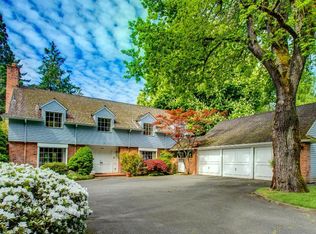 1407 Evergreen Point Rd, Medina, WA 98039