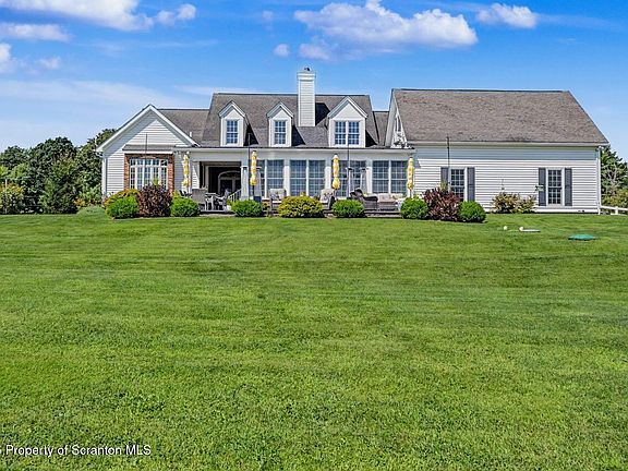 3rd image of 2381 Cherry Hill Rd