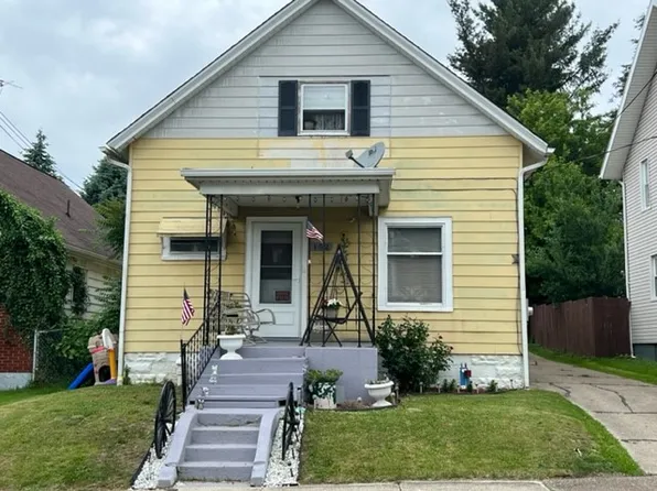 152 E 29th St, Erie, PA 16504