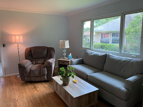 4th image of 50 Mount Katadin Dr