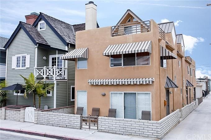 1st image of 123 36th St #B