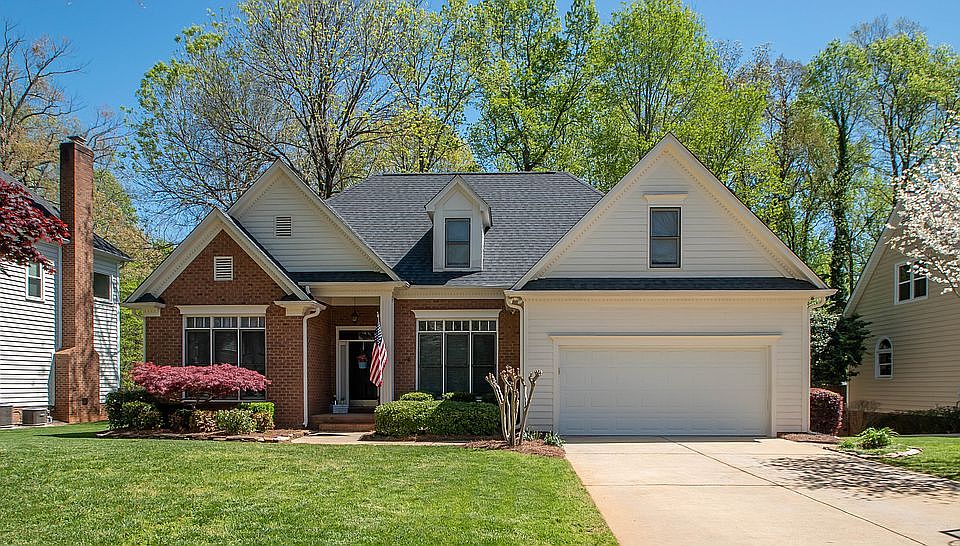 1st image of 129 Riverwood Dr