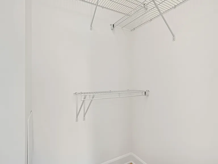 3240 William Coltson Ave — Photo 161