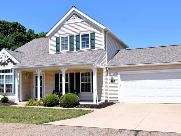 263 Teal Cir, Akron, OH 44319