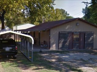 312 E 8th St, Douglass, KS 67039