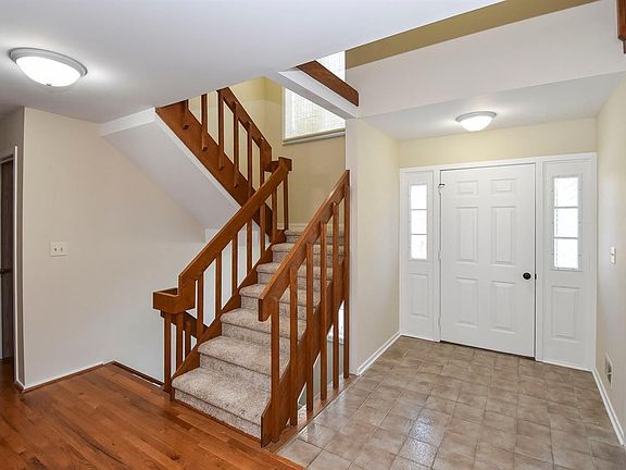 3rd image of 2310 Saint Francis Dr