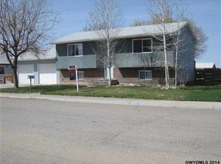 1619 Yellowstone Ave, Worland, WY 82401