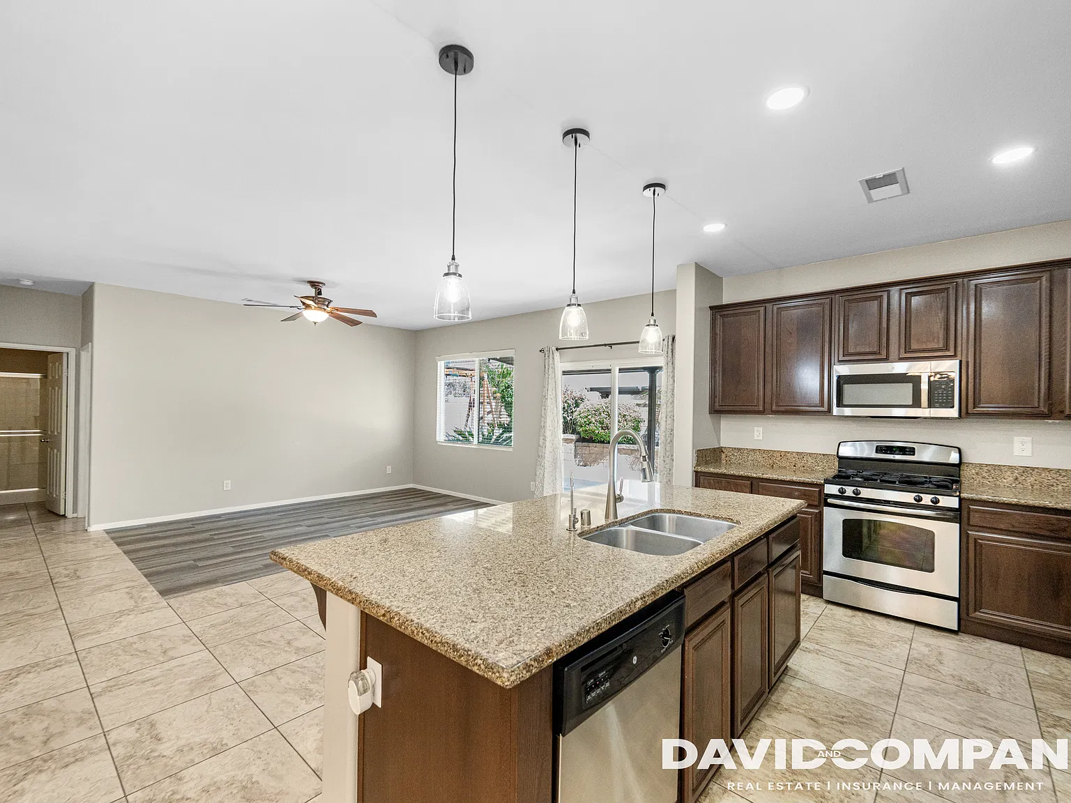 1105 North Yucca Avenue - 1 — Photo 4
