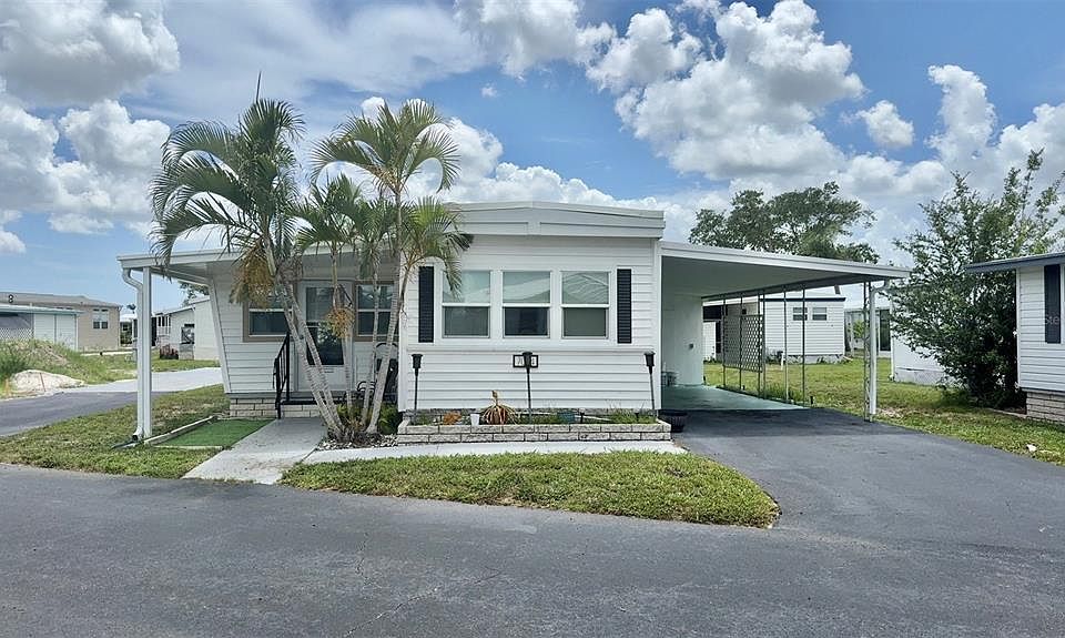 1st image of 7064 MOUNT HAWTHORNE ROAD NE #584