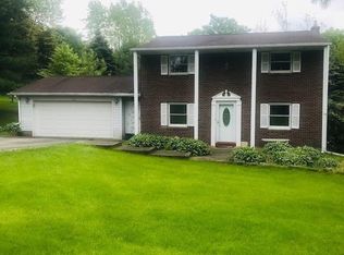 102 Kilgallen Rd, Butler, PA 16002