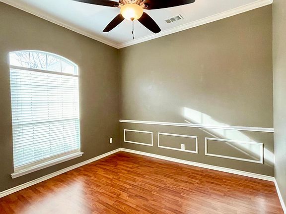 4th image of 5330 Golfside Dr