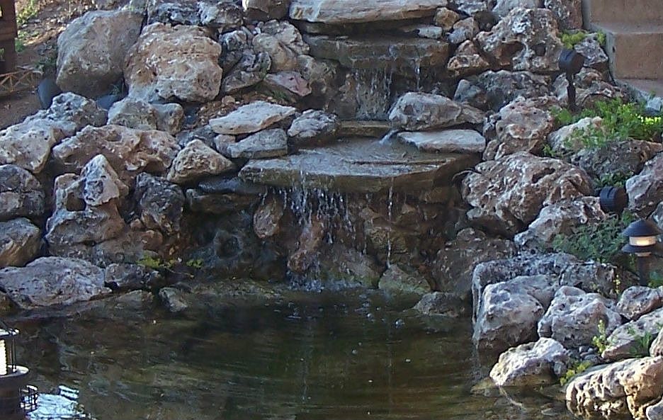 Large Serene Garden Pond w/waterfalls 