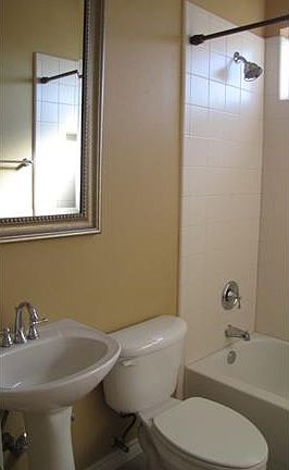 5th image of 3835 Birkdale Dr
