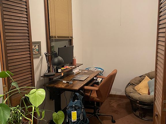 3rd image of 1138 W Diversey Pkwy #3