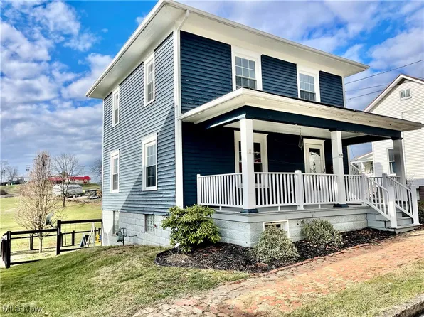 130 Ohio St, Barnesville, OH 43713