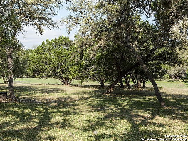 1st image of 8401 Oak Thicket