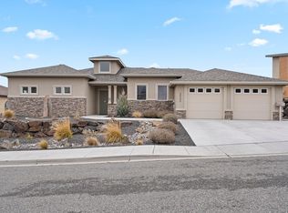 2532 Falconcrest Loop, Richland, WA