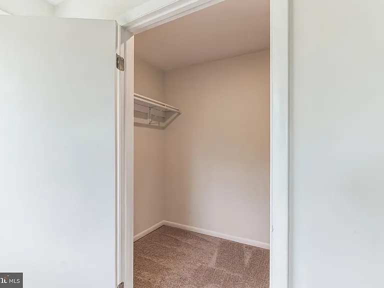 6441 Richmond Hwy #303 — Photo 14
