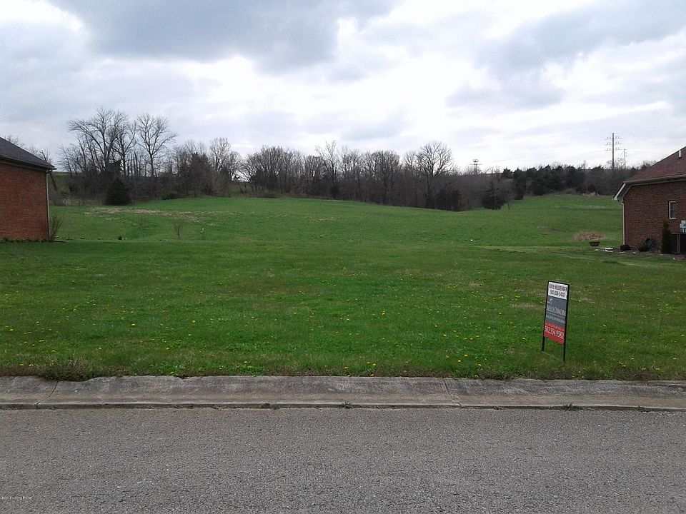 1st image of 68 Oak Tree Way
