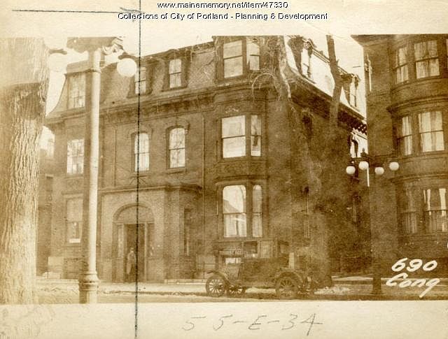 690 Congress Street in 1924, five years after rear addition