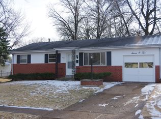 702 Bellflower Dr, Hazelwood, MO