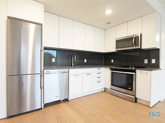 5th image of 542 W 153rd St APT 204